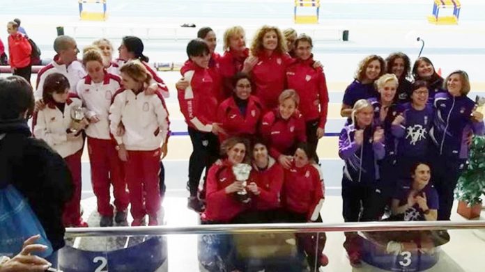 Podi femení Campionat de Catalunya de Clubs Màster en pista coberta