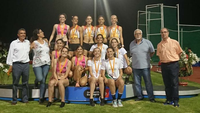 Podi 4x400 femení